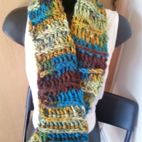 🥑Handmade Chunky Crochet Scarf Unisex - Picture 4 of 5